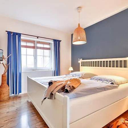 Holiday home Ferienhaus Fuchsweg Tribseer Vorstadt