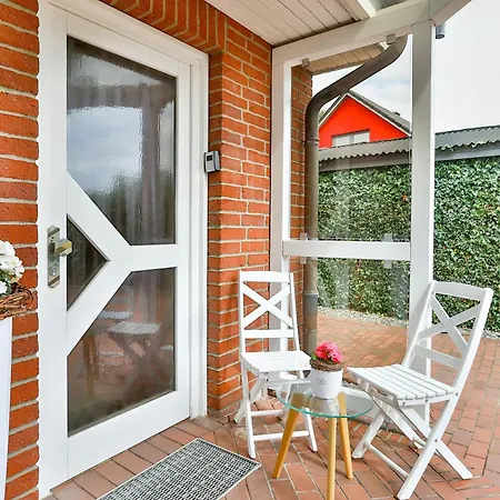 Holiday home Ferienhaus Fuchsweg Tribseer Vorstadt